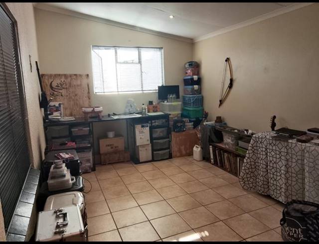 4 BEDROOM HOUSE FOR SALE IN VANDERBIJLPARK SW 1